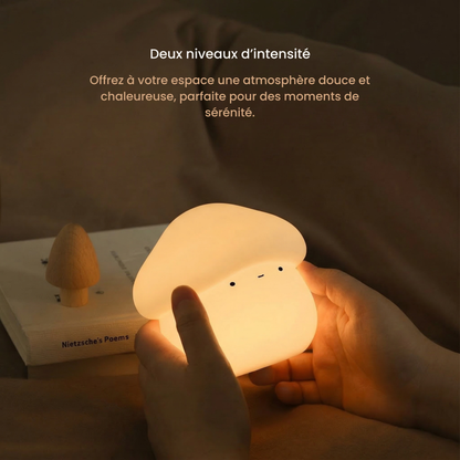 veilleuse champignon Nourly allumée dans chambre bébé ambiance douce nocturne